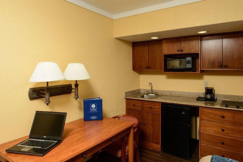 Beachside Hotel And Suites Какао-Бич Экстерьер фото