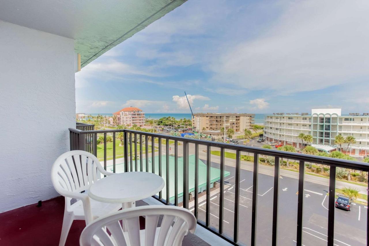 Beachside Hotel And Suites Какао-Бич Экстерьер фото